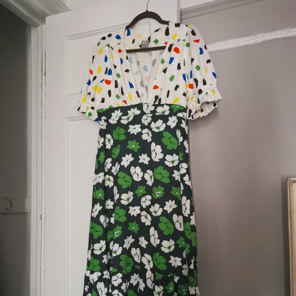 ASOS DESIGN plunge tea maxi dress with pep hem in mixed print